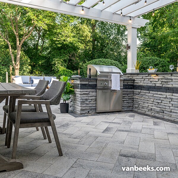 Unilock Umbriano Concrete Coping